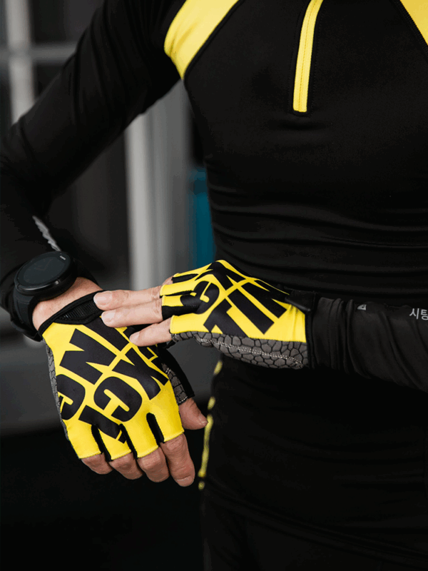 신나는 신나는 피트니스 장갑 여성 및 남성 장비 훈련 두꺼워진 스포츠 반 손가락 사이클링 미끄럼 방지 내마모성 통기성