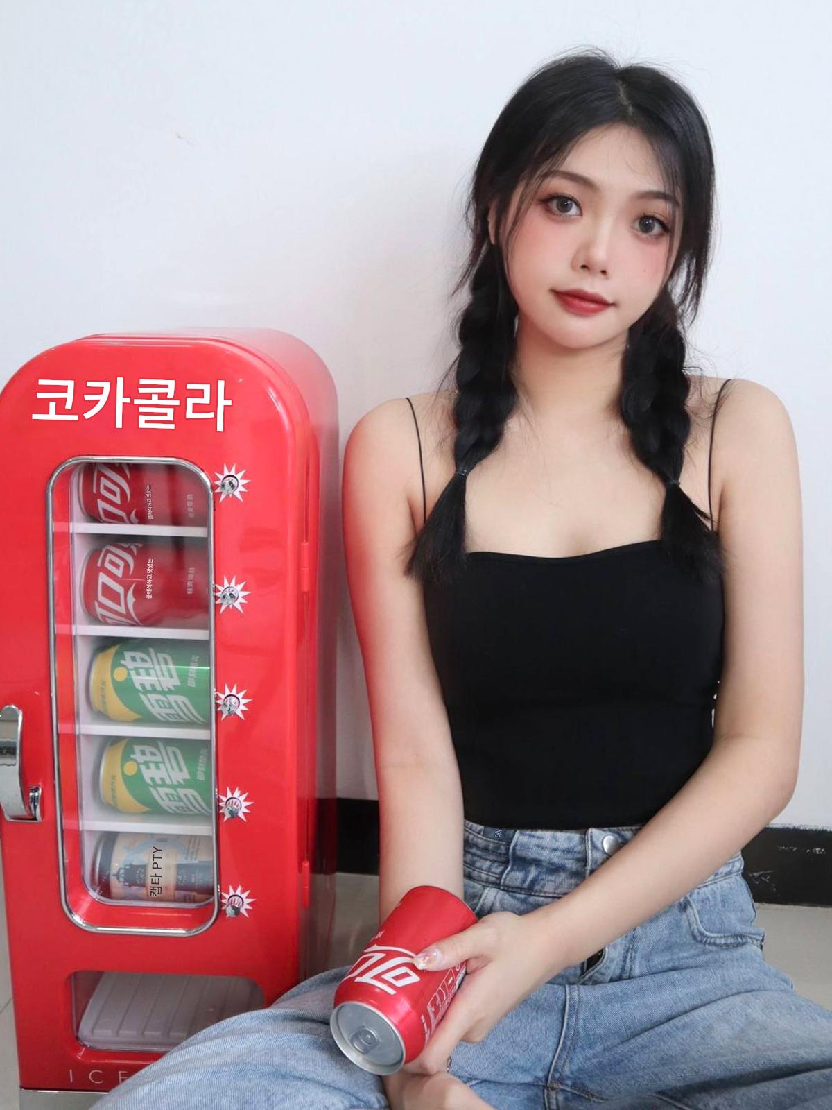 main_566872861146_0-1 미국 레트로 코카콜라 미니 자판기 10캔 팝업 소형 냉장고 홈카 자판기 - 이미지 1