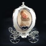 유럽식 사진 프레임 테이블 5인치 개성적 크리에이티브 캐리지 라운드 화이트 어린이 결혼 생일 선물 회전 음악 - 이미지 3