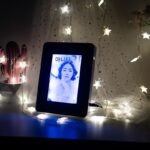 매직 미러 맞춤형 사진 발광 사진 프레임 거울 프런트 데스크 부스 장식 이벤트 상품 창의적인 생일 휴일 선물 - 이미지 4