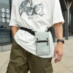 멀티 레이어 모바일 폰 가방 남성 및 여성 접이식 방수 나일론 천 소형 백팩 단색 실용 허리 가방 여권 어깨 메신저 가방 - 이미지 2