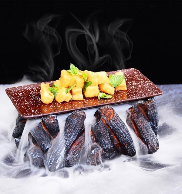 창의적인 일본 인터넷 유명인 검은 화산탄 모양 바베큐 접시는 건조 얼음을 담고 연기를 낼 수 있는 예술적 개념 접시 식기