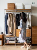 일본식 바닥형 원목 옷걸이 침실 오픈 옷장 현관 수납 스테인리스 스틸 옷걸이