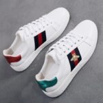 2024 가을 신상 내부 높이 증가 자수 꿀벌 흰색 신발 여성 캐주얼 신발 올매치 정품 가죽 플랫 신발 여성