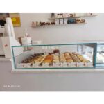 맞춤형 베이킹 숍 소형 유리 디스플레이 캐비닛 베이커리 디스플레이 캐비닛 실온 케이크 캐비닛 카페 디저트 디스플레이 랙 - 이미지 5