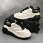 유럽 ​​남성화 2025년 봄 신상품 남성 스포츠 캐주얼화 두꺼운 밑창 키높이 아빠화 남성 빵화