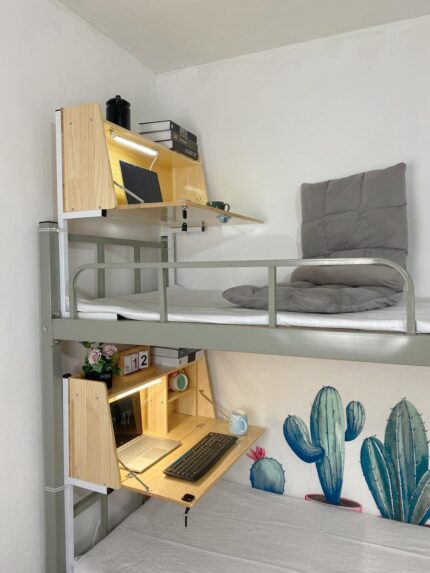 견고한 나무 침대 책상 접이식 대학 기숙사 유물 하단 침대 매달린 컴퓨터 책상 게으른 공부 테이블 홈