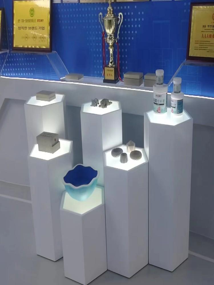 main_669073599239_0-1 스팟 페인트 드론 디스플레이 스탠드 육각형 플랫폼 쇼케이스 유형 발광 스탠드 이동 및 사용자 정의 가능 - 이미지 1