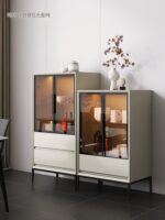 이탈리아 미니멀리스트 다기능 와인 캐비닛 페인트 벽장 캐비닛 견고한 나무 거실 티 캐비닛 식사 사이드 하이 앤 로우 사이드 캐비닛