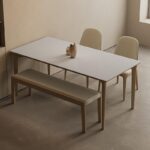 오리지널 우드 크림 스타일 퓨어 화이트 록 보드 다이닝 테이블과 의자 조합 노르딕 일본 스타일 소형 가정용 애쉬 솔리드 우드 다이닝 테이블