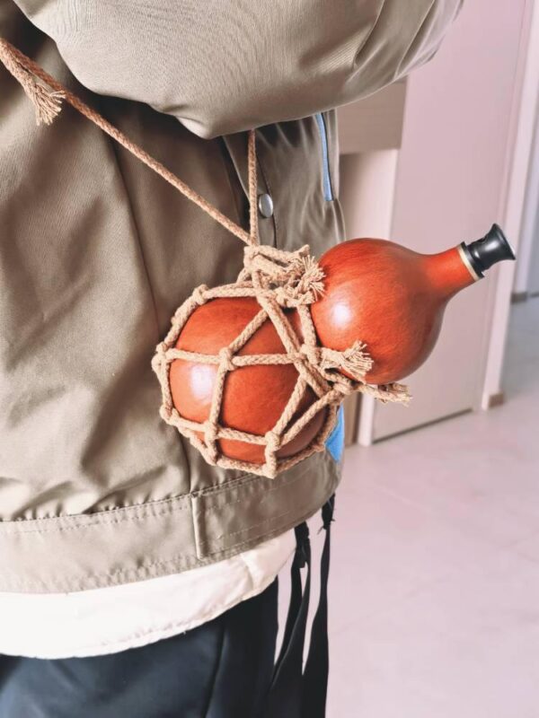 오공 동일 신화 술박 회수 피병 손 모형 물잔 둘러싼 병 늑대 불멸 검은 원숭이