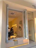 알루미늄 합금 좌우 접이식 창호 하부 트랙이 없는 오픈 바 매우 좁은 슬라이딩 창호 발코니 밀폐형 파노라마 유리창 - 이미지 3