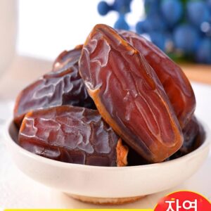 엄선된 날짜 500g 봉지 두바이 UAE 이라크 사우디 검은 날짜 신장이 아닌 특산 설탕에 절인 날짜 붉은 날짜