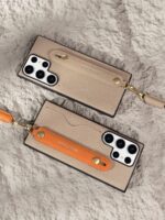 화후는 삼성 S24울트라 휴대전화 케이스 S24+ 정품 가죽 낙하 방지 손목 밴드 브라켓 끈 포함 S23울트라 보호 케이스 새로운 가벼운 고급 스타일 첫 번째 레이어 소가죽 카드 슬롯 S23 휴대전화 케이스에 적합합니다. - 이미지 2