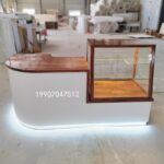 2025 솔리드 우드 빵 캐비닛 빵 진열 캐비닛 작은 케이크 숍 페이스트리 캐비닛 유리 캐비닛 나무 베이커리 진열 캐비닛 - 이미지 3