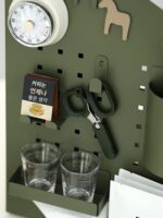 크리에이티브 철제 구멍판 다목적 수납 선반 다크그린 밀크티 다기능 수납 선반 데스크탑 잡화 수납 선반 - 이미지 2