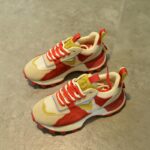 2024 봄과 겨울 신상품 여성화 정품 가죽 라운드 투 스포츠 캐주얼화 두꺼운 바닥 높이 러닝화 포레스트 검프화 - 이미지 3