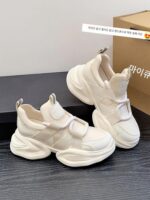 홍콩 정품 가죽 아빠 신발 여성용 2025년 신상품 두꺼운 밑창 높이 솔리드 컬러 외출 플랫폼 밑창 레이스업 스포츠 캐주얼 신발 - 이미지 2