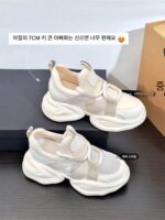 홍콩 정품 가죽 아빠 신발 여성용 2025년 신상품 두꺼운 밑창 높이 솔리드 컬러 외출 플랫폼 밑창 레이스업 스포츠 캐주얼 신발 - 이미지 3