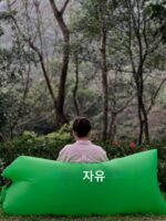 WHM 야외용 레이지 팽창식 소파 휴대용 에어 매트리스 캠핑 피크닉 장비 음악 축제 용품 - 이미지 4