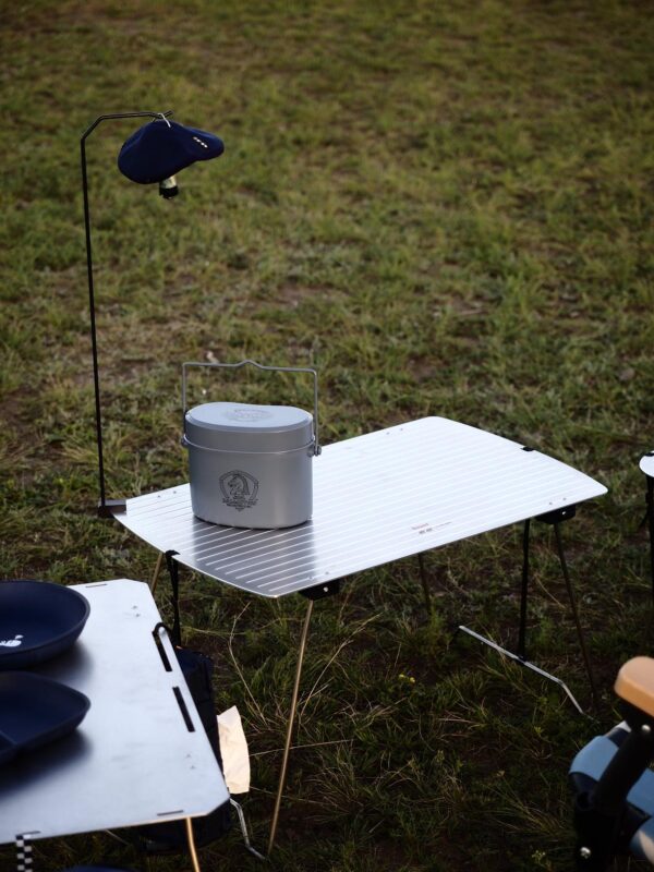 한국 HIDEOFF 야외 금속 테이블 캠핑 JETSETT 커피 테이블 사이드 테이블 오토바이 스타일 편리한 접이식 테이블