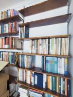 레트로 인스 스타일 벽걸이 장식 한 단어 파티션 랙 크리에이티브 벽걸이 수납 랙 디스플레이 랙 책장 - 이미지 3