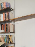 레트로 인스 스타일 벽걸이 장식 한 단어 파티션 랙 크리에이티브 벽걸이 수납 랙 디스플레이 랙 책장 - 이미지 4