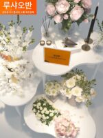 꽃집 꽃 진열대 페인트 진열대 타이중 섬 물 테이블 조합 꽃꽂이 그물 빨간 꽃꽂이 분위기 진열대 - 이미지 2