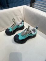 패션 컬러 매칭 라운드 헤드 하이킹화 2024 신상품 한국 두꺼운 바닥 높이 조절 캐주얼 스포츠화 올매치 아빠화 여성용