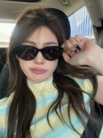 2025년 여성용 캣아이 선글라스 레트로 핫걸 화이트 프레임 하이엔드 인스 인터넷 셀럽 소형 얼굴 자외선 차단 개성 선글라스 남성용 - 이미지 5