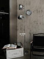 Taikoo Cang/오리지널 디자인 레트로 인더스트리얼 스타일 바우하우스 플로어 램프 거실 스터디 소파 모양 분위기 램프
