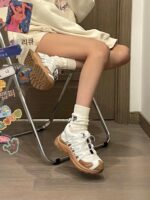 디자인 두꺼운 밑창 야외 하이킹화 2024년 신상 캐주얼 스포츠화 통기성 강화 러닝화 아빠화 여성용 - 이미지 4