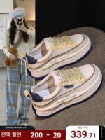 홍콩 여성용 키높이 흰색 신발 2025년 신상품 봄 가을 두꺼운 밑창 정품 가죽 아빠 신발 스포츠 캐주얼 올매치 스니커즈