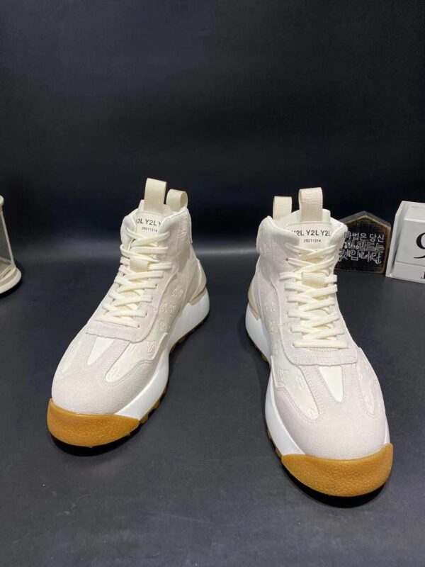 내셔널 트렌드 남성화 하이앤로우 탑 레이스업 스프링 하이엔드 레터 프린팅 캐주얼화 두꺼운 바닥 학생용 네트 레드 보드화