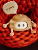 오리지널 재밌는 행운 선물 선물 투쟁 꽃 개 똥 행운 견고한 나무 데스크탑 장식품 자동차 액세서리 남자친구