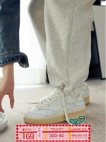 란얀 2024년 봄 신상품 크림 가죽 화이트 슈즈 스니커즈 여성용 로우탑 다재다능 스포츠 캐주얼화 학생용