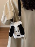 여성용 겨울 미니백 2024년 신상품 귀여운 강아지 플러시 휴대폰 가방 다용도 양털 메신저 백 - 이미지 3