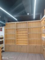 맞춤형 편의점 담배 및 와인 캐비닛 조합 캐비닛 도어 바가 있는 뒷쪽 캐비닛 책장 유리 캐비닛 벽 캐비닛 수제 디스플레이 캐비닛 - 이미지 4