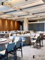 노르딕 심플 새들 가죽 다이닝 의자 솔리드 우드 등받이 의자 홈 레트로 인더스트리얼 스타일 디자이너 레저 협상 의자 - 이미지 5