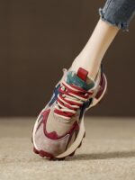 유럽 ​​스테이션 작은 허리 포레스트 검프 슈즈 여성용 빨간색 스포츠 슈즈 2024년 신상 여성용 슈즈 쇼 피트 작은 아빠 슈즈 여성용 봄