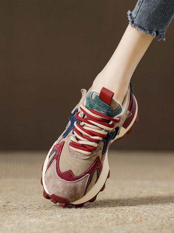 유럽 ​​스테이션 작은 허리 포레스트 검프 슈즈 여성용 빨간색 스포츠 슈즈 2024년 신상 여성용 슈즈 쇼 피트 작은 아빠 슈즈 여성용 봄