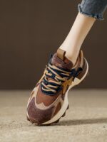 유럽 ​​스테이션 작은 허리 포레스트 검프 슈즈 여성용 빨간색 스포츠 슈즈 2024년 신상 여성용 슈즈 쇼 피트 작은 아빠 슈즈 여성용 봄 - 이미지 3