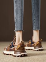 유럽 ​​스테이션 작은 허리 포레스트 검프 슈즈 여성용 빨간색 스포츠 슈즈 2024년 신상 여성용 슈즈 쇼 피트 작은 아빠 슈즈 여성용 봄 - 이미지 5