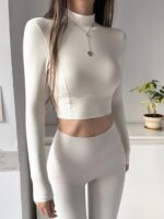 KAYANTY 홀로우 백 요가 슈트 런닝 트레이닝 피트니스 긴팔 작은 하이 칼라 가슴 패드 스포츠 탑 여성용 - 이미지 3