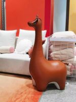 미국산 정품 수입 심플 클럽 가죽 핸드메이드 바닥형 장식품 이사 이사 선물 기린 - 이미지 4