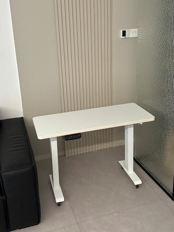 맞춤형 초소형 책상 견고한 목재 전동 리프트 테이블 침실 서재 발코니 거실 침대 옆 탁자 게임용 컴퓨터 테이블 다리