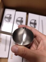 정말 유용해요! 304 스테인레스 스틸 오일 붓는 숟가락 긴 손잡이 불타는 오일 붓는 오일 주방 뜨거운 오일 작은 냄비 특수 숟가락 - 이미지 3