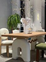 중고 디자이너 솔리드 우드 직사각형 식탁 아트 식탁 홈 소형 아파트 크림 스타일 프랑스 레트로 테이블 - 이미지 2