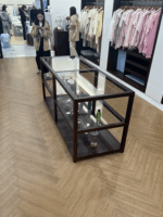 의류 매장 견고한 목재 유리 디스플레이 테이블 보석 매장 액세서리 매장 아동복 매장 섬 테이블 중구 러닝 워터 테이블 - 이미지 3