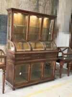 영국 복고풍 견고한 목재 보석 디스플레이 캐비닛 앤틱 옥 투명 디스플레이 보석 곡선 유리 높은 캐비닛 사용자 정의 - 이미지 2